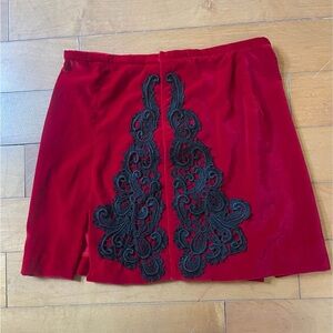 Burlesque skirt unsnaps xs